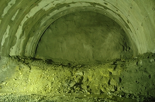 大山トンネル5