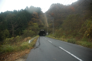 いこいの村高水トンネル北口1